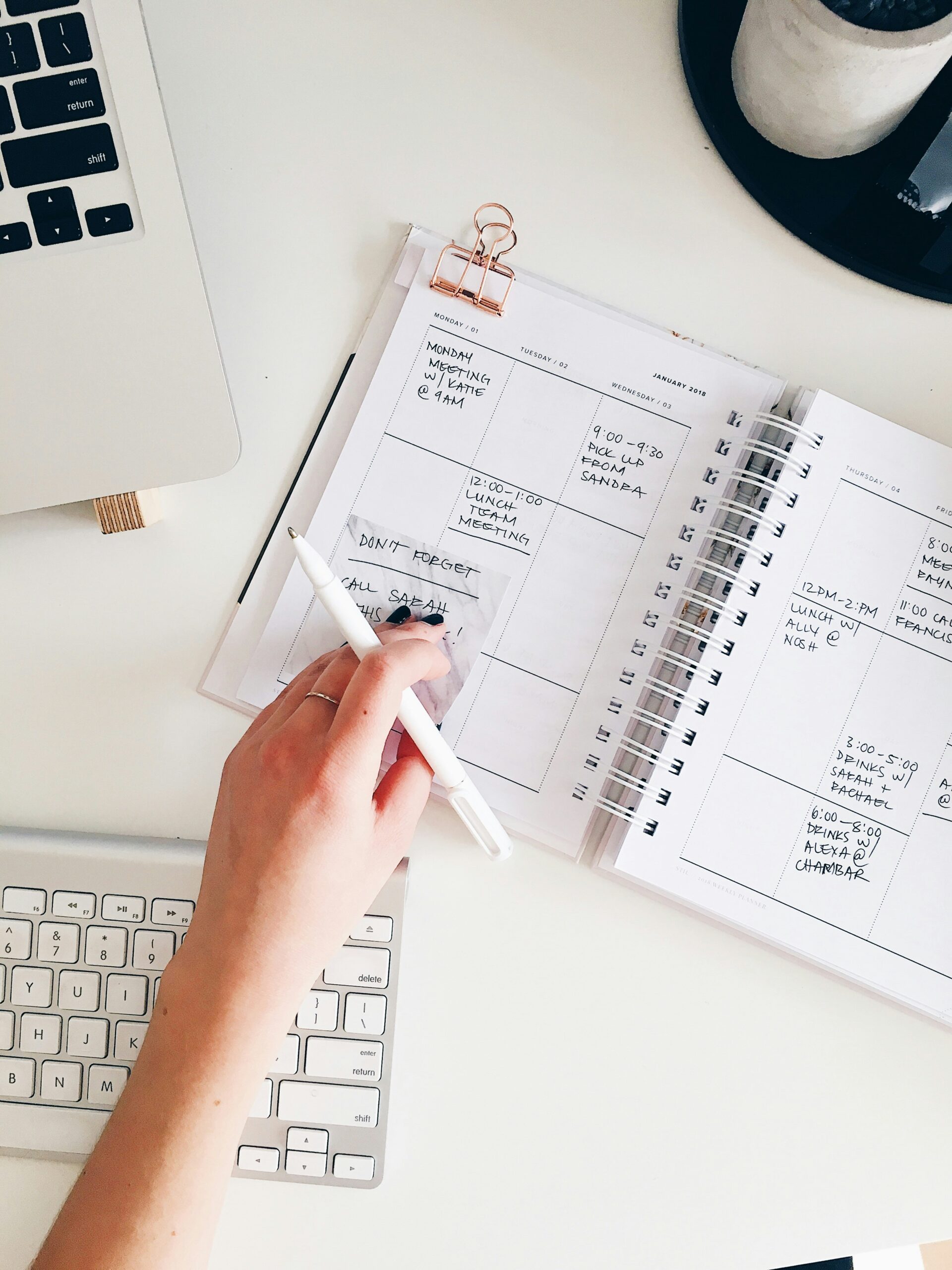 Organizer preparing dates, room counts, and budget before requesting group hotel rates